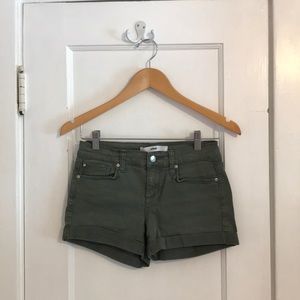olive green jean shorts with silver buttons